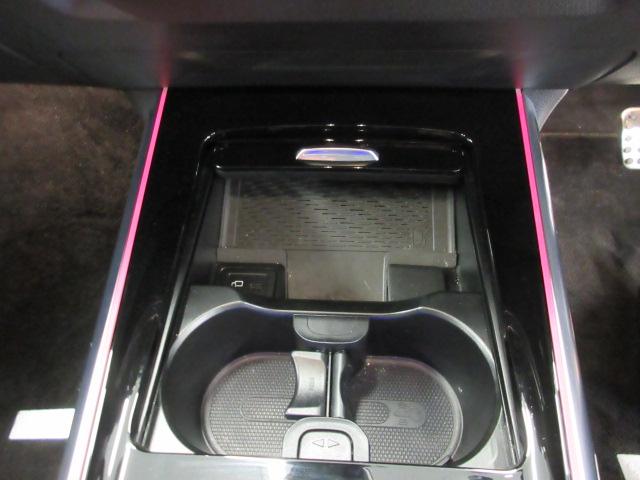 GLAクラス GLA35 4マチック AMGパフォーマンスパッケージ AMGアドバンスドパッケージ Bluetooth接続 ETC LEDヘッドライト TV アイドリングストップ クルーズコントロール コネクテッド機能 サイドカメラ(15枚目)