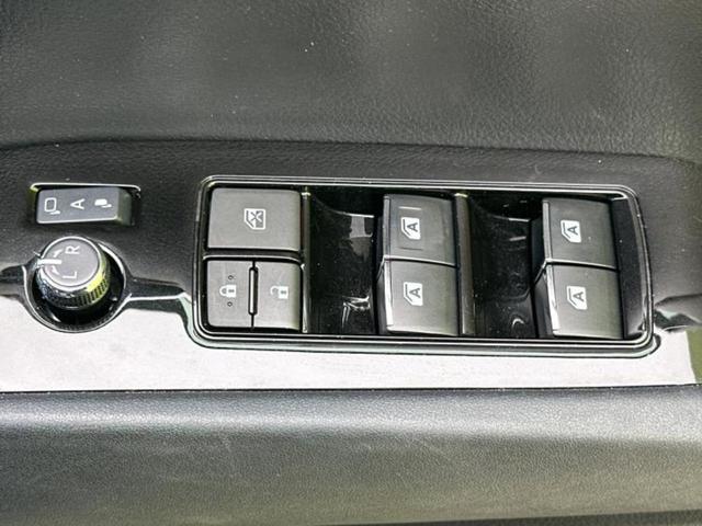 アルファード Ｓ　新品タイヤ／保証書／ディスプレイオーディオ９インチ／フリップダウンモニター　純正　１２．１インチ／トヨタセーフティセンス／両側電動スライドドア／ヘッドランプ　ＬＥＤ　衝突被害軽減システム　バックカメラ（31枚目）