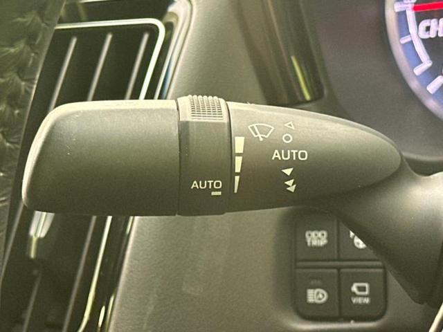 クラウンハイブリッド S Cパッケージ 保証書/純正 HDDナビ/衝突安全装置/シートヒーター 前席/車線逸脱防止支援システム/シート フルレザー/パーキングアシスト バックガイド/ドライブレコーダー 純正 革シート 衝突被害軽減システム(16枚目)