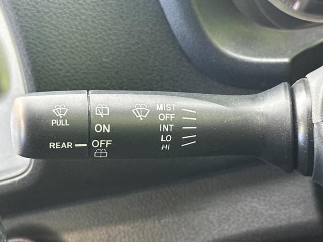 ヴィッツ F 新品タイヤ/保証書/純正 SDナビ/パーキングアシスト バックガイド/ヘッドランプ LED/Bluetooth接続/ETC/EBD付ABS/バックモニター/ワンセグTV バックカメラ パークアシスト(16枚目)