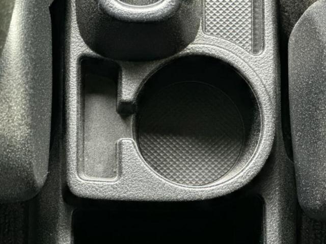 ヴィッツ F 新品タイヤ/保証書/純正 SDナビ/パーキングアシスト バックガイド/ヘッドランプ LED/Bluetooth接続/ETC/EBD付ABS/バックモニター/ワンセグTV バックカメラ パークアシスト(33枚目)