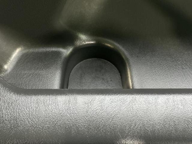 ジムニー ４ＷＤクロスアドベンチャー　新品タイヤ／社外　ＳＤナビ／シートヒーター／シート　合皮／ＥＴＣ／ＡＢＳ／バックモニター／ワンセグＴＶ／エアバッグ　運転席／エアバッグ　助手席／アルミホイール　純正　１６インチ／パワーウインドウ（31枚目）