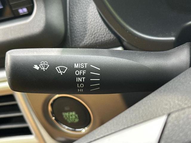 コペン セロ 新品タイヤ/保証書/純正 SDナビ/シートヒーター/パーキングアシスト バックガイド/ヘッドランプ LED/Bluetooth接続/ETC/EBD付ABS/横滑り防止装置 LEDヘッドランプ 記録簿(16枚目)