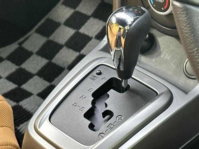 コペン セロ 新品タイヤ/保証書/純正 SDナビ/シートヒーター/パーキングアシスト バックガイド/ヘッドランプ LED/Bluetooth接続/ETC/EBD付ABS/横滑り防止装置 LEDヘッドランプ 記録簿(17枚目)