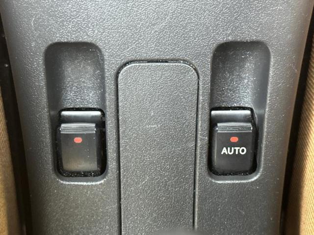 コペン セロ 新品タイヤ/保証書/純正 SDナビ/シートヒーター/パーキングアシスト バックガイド/ヘッドランプ LED/Bluetooth接続/ETC/EBD付ABS/横滑り防止装置 LEDヘッドランプ 記録簿(28枚目)