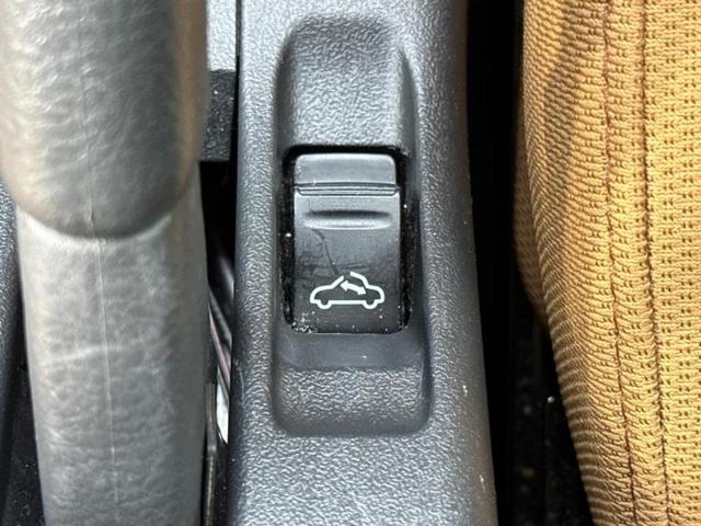 コペン セロ 新品タイヤ/保証書/純正 SDナビ/シートヒーター/パーキングアシスト バックガイド/ヘッドランプ LED/Bluetooth接続/ETC/EBD付ABS/横滑り防止装置 LEDヘッドランプ 記録簿(29枚目)