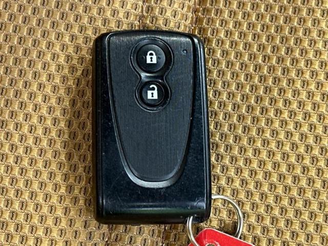 コペン セロ 新品タイヤ/保証書/純正 SDナビ/シートヒーター/パーキングアシスト バックガイド/ヘッドランプ LED/Bluetooth接続/ETC/EBD付ABS/横滑り防止装置 LEDヘッドランプ 記録簿(40枚目)