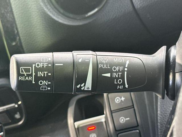 N-BOXカスタム L・ターボ 新品タイヤ/保証書/純正 SDナビ/衝突安全装置/両側電動スライドドア/シートヒーター 前席/車線逸脱防止支援システム/シート ハーフレザー/パーキングアシスト バックガイド 衝突被害軽減システム(16枚目)