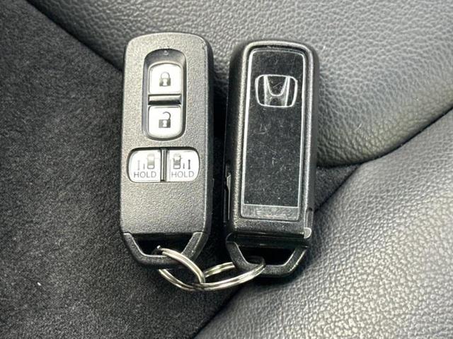 N-BOXカスタム L・ターボ 新品タイヤ/保証書/純正 SDナビ/衝突安全装置/両側電動スライドドア/シートヒーター 前席/車線逸脱防止支援システム/シート ハーフレザー/パーキングアシスト バックガイド 衝突被害軽減システム(43枚目)