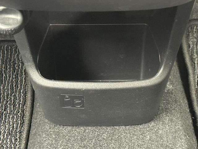 ステラ 4WDカスタムRスマートアシスト 新品タイヤ/社外 SDナビ/衝突安全装置/パーキングアシスト バックガイド/ヘッドランプ LED/Bluetooth接続/ETC/EBD付ABS/横滑り防止装置/アイドリングストップ バックカメラ(37枚目)