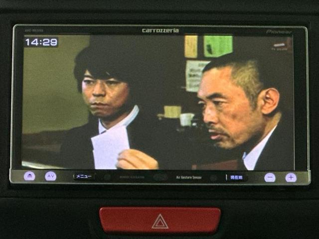 N-BOXカスタム ターボSSパッケージ 新品タイヤ/保証書/社外 SDナビ/衝突安全装置/両側電動スライドドア/ドライブレコーダー 社外/ヘッドランプ HID/Bluetooth接続/ETC/EBD付ABS/横滑り防止装置 バックカメラ(11枚目)