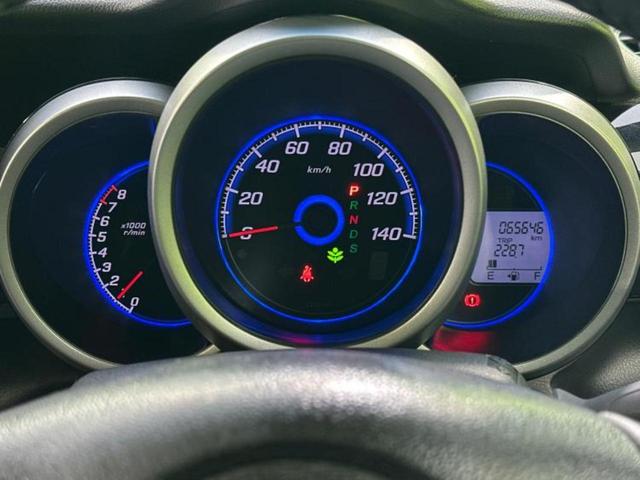 N-BOXカスタム ターボSSパッケージ 新品タイヤ/保証書/社外 SDナビ/衝突安全装置/両側電動スライドドア/ドライブレコーダー 社外/ヘッドランプ HID/Bluetooth接続/ETC/EBD付ABS/横滑り防止装置 バックカメラ(13枚目)