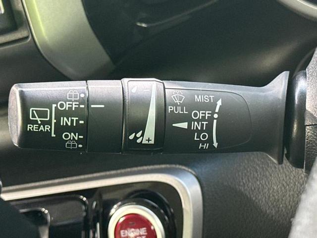 N-BOXカスタム ターボSSパッケージ 新品タイヤ/保証書/社外 SDナビ/衝突安全装置/両側電動スライドドア/ドライブレコーダー 社外/ヘッドランプ HID/Bluetooth接続/ETC/EBD付ABS/横滑り防止装置 バックカメラ(16枚目)