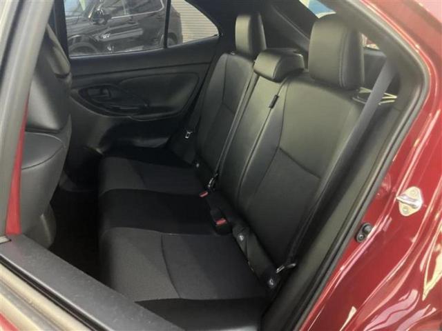 ヤリスクロス ハイブリッドＺ　保証書／純正　８インチ　ＳＤナビ／衝突安全装置／シートヒーター／パノラミックビューモニター／車線逸脱防止支援システム／シート　ハーフレザー／パーキングアシスト　バックガイド　衝突被害軽減システム（7枚目）