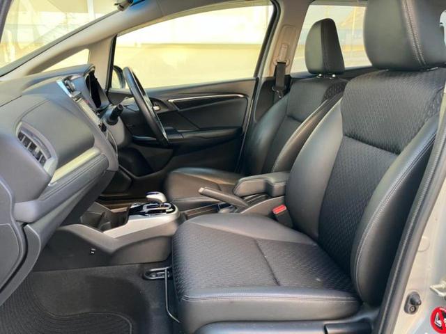 フィットハイブリッド ハイブリッド・Ｌパッケージ　新品タイヤ／保証書／社外　ＳＤナビ／衝突安全装置／シート　ハーフレザー／パーキングアシスト　バックガイド／ヘッドランプ　ＬＥＤ／Ｂｌｕｅｔｏｏｔｈ接続／ＥＴＣ／ＥＢＤ付ＡＢＳ　衝突被害軽減システム（6枚目）