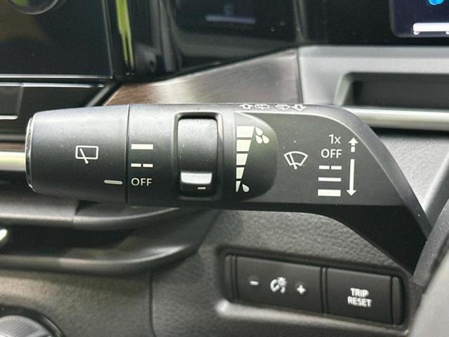 オーラ Ｇレザーエディション　ＢＯＳＥ／保証書／純正　９インチ　ＳＤナビ／インテリジェントルームミラー／衝突安全装置／全方位モニター／車線逸脱防止支援システム／シート　合皮／ドライブレコーダー　純正／ヘッドランプ　ＬＥＤ　ドラレコ（16枚目）