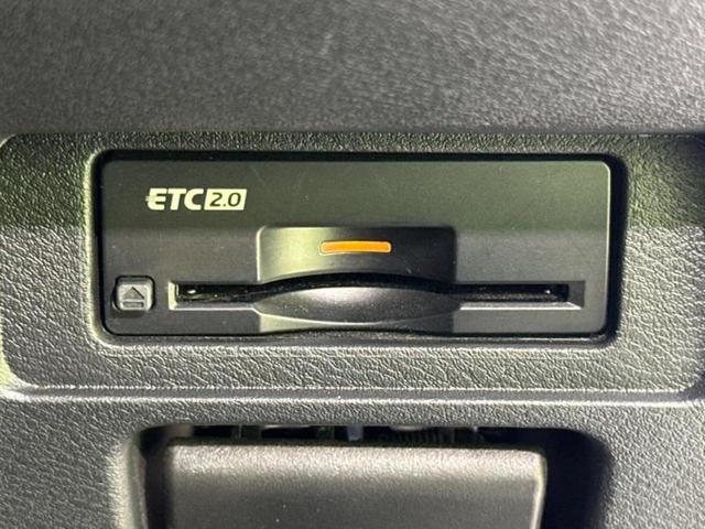 オーラ Ｇレザーエディション　ＢＯＳＥ／保証書／純正　９インチ　ＳＤナビ／インテリジェントルームミラー／衝突安全装置／全方位モニター／車線逸脱防止支援システム／シート　合皮／ドライブレコーダー　純正／ヘッドランプ　ＬＥＤ　ドラレコ（18枚目）