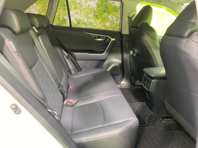ＲＡＶ４ ４ＷＤアドベンチャーオフロードパッケージ　新品タイヤ／保証書／ディスプレイオーディオ＋ナビ９インチ／衝突安全装置／車線逸脱防止支援システム／シート　合皮／パーキングアシスト　バックガイド／電動バックドア　衝突被害軽減システム　バックカメラ（6枚目）