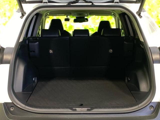 ＲＡＶ４ ４ＷＤアドベンチャーオフロードパッケージ　新品タイヤ／保証書／ディスプレイオーディオ＋ナビ９インチ／衝突安全装置／車線逸脱防止支援システム／シート　合皮／パーキングアシスト　バックガイド／電動バックドア　衝突被害軽減システム　バックカメラ（19枚目）