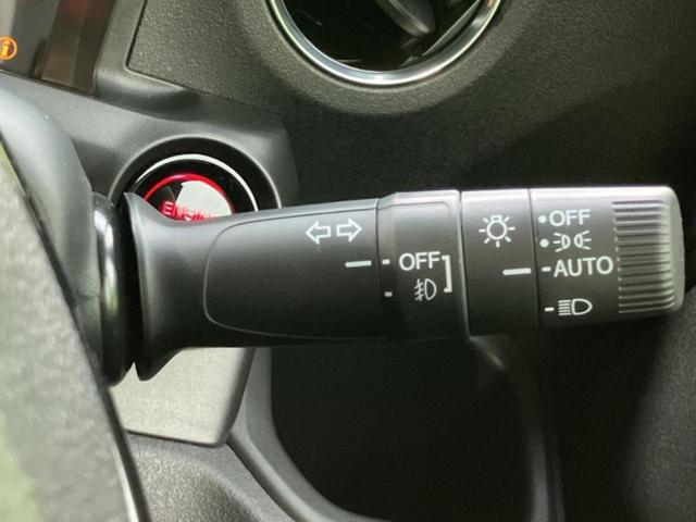 Ｎ－ＢＯＸカスタム ターボコーディネートスタイル２トーン　保証書／純正　９インチ　ナビ／ホンダセンシング／両側電動スライドドア／シートヒーター　前席／マルチビューカメラシステム／車線逸脱防止支援システム／登録済未使用車／ヘッドランプ　ＬＥＤ　ターボ　禁煙車（16枚目）