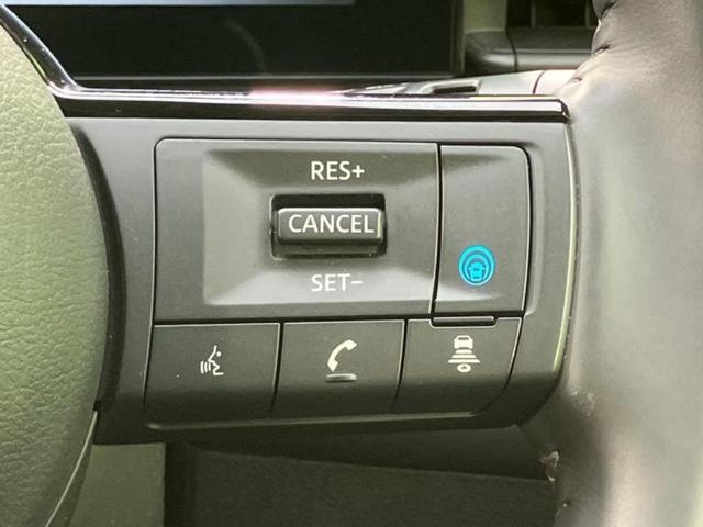 セレナ ｅパワーハイウェイスターＶ　保証書／純正　１２．３インチ　メモリーナビ／フリップダウンモニター　純正　１１インチ／エマージェンシーブレーキ／両側電動スライドドア／アラウンドビューモニター／車線逸脱防止支援システム　全周囲カメラ（32枚目）