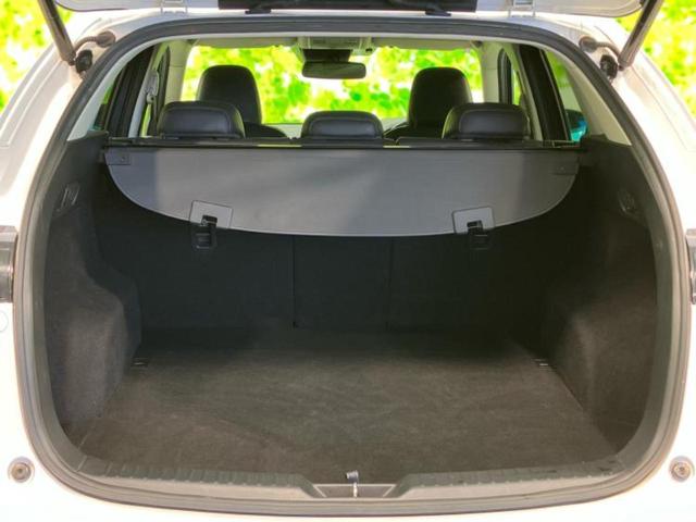 ＣＸ－５ ２５Ｓ　Ｌパッケージ　新品タイヤ／ＢＯＳＥ／保証書／純正　ＳＤナビ／衝突安全装置／シートヒーター／３６０°ビューモニター／車線逸脱防止支援システム／シート　フルレザー／電動バックドア／ヘッドランプ　ＬＥＤ　革シート　ＥＴＣ（19枚目）