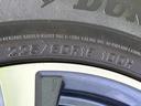 WECARSの展示場では実際に見て、触ってお車をお選びいただけます!知識の豊富な営業スタッフが様々なカーライフをご提案いたします!