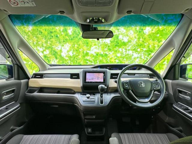 フリード Ｇホンダセンシング　新品タイヤ／純正　メモリーナビ／ホンダセンシング／両側電動スライドドア／車線逸脱防止支援システム／ヘッドランプ　ＬＥＤ／Ｂｌｕｅｔｏｏｔｈ接続／ＥＴＣ／ＥＢＤ付ＡＢＳ／横滑り防止装置　バックカメラ（4枚目）