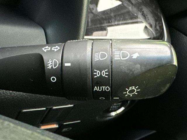 ヴェルファイア Ｚゴールデンアイズ　純正エアロ／保証書／ディスプレイオーディオ＋ナビ／フリップダウンモニター／衝突安全装置／両側電動スライドドア／車線逸脱防止支援システム／シート　ハーフレザー／電動バックドア　衝突被害軽減システム（34枚目）