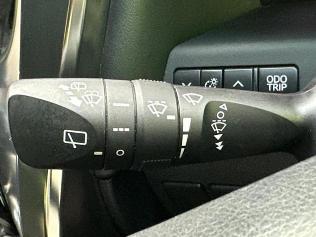 ヴェルファイア Ｚゴールデンアイズ　純正エアロ／保証書／ディスプレイオーディオ＋ナビ／フリップダウンモニター／衝突安全装置／両側電動スライドドア／車線逸脱防止支援システム／シート　ハーフレザー／電動バックドア　衝突被害軽減システム（36枚目）