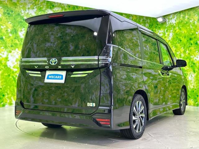 ヴォクシー ハイブリッドS-Z 新品タイヤ/保証書/ディスプレイオーディオ+ナビ10.5インチ/フリップダウンモニター 純正 13.2インチ/デジタルインナーミラー/トヨタセーフティセンス/両側電動スライドドア 衝突被害軽減システム(3枚目)