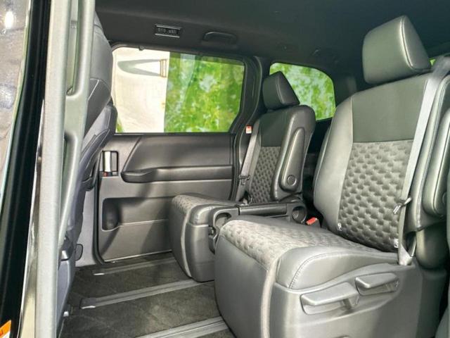 ヴォクシー ハイブリッドS-Z 新品タイヤ/保証書/ディスプレイオーディオ+ナビ10.5インチ/フリップダウンモニター 純正 13.2インチ/デジタルインナーミラー/トヨタセーフティセンス/両側電動スライドドア 衝突被害軽減システム(6枚目)