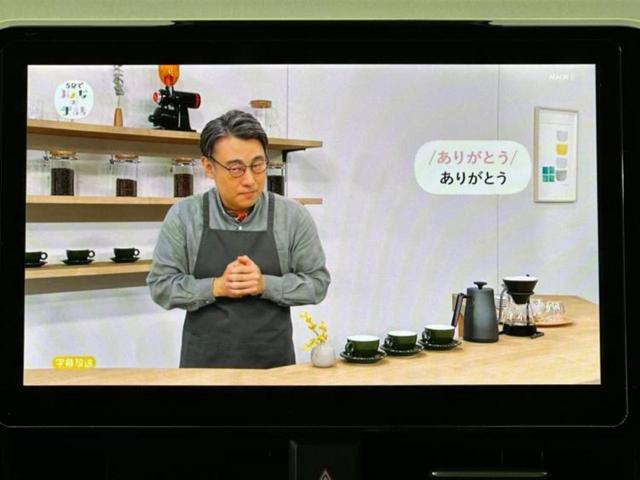 ヴォクシー ハイブリッドS-Z 新品タイヤ/保証書/ディスプレイオーディオ+ナビ10.5インチ/フリップダウンモニター 純正 13.2インチ/デジタルインナーミラー/トヨタセーフティセンス/両側電動スライドドア 衝突被害軽減システム(10枚目)