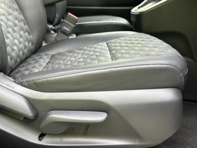 ヴォクシー ハイブリッドS-Z 新品タイヤ/保証書/ディスプレイオーディオ+ナビ10.5インチ/フリップダウンモニター 純正 13.2インチ/デジタルインナーミラー/トヨタセーフティセンス/両側電動スライドドア 衝突被害軽減システム(27枚目)