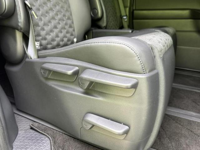 ヴォクシー ハイブリッドS-Z 新品タイヤ/保証書/ディスプレイオーディオ+ナビ10.5インチ/フリップダウンモニター 純正 13.2インチ/デジタルインナーミラー/トヨタセーフティセンス/両側電動スライドドア 衝突被害軽減システム(28枚目)