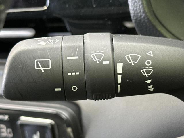 ヴォクシー ハイブリッドS-Z 新品タイヤ/保証書/ディスプレイオーディオ+ナビ10.5インチ/フリップダウンモニター 純正 13.2インチ/デジタルインナーミラー/トヨタセーフティセンス/両側電動スライドドア 衝突被害軽減システム(39枚目)