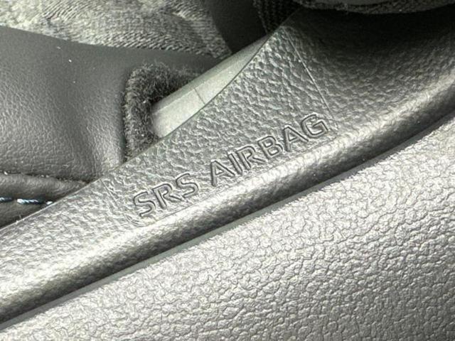 ヴォクシー ハイブリッドS-Z 新品タイヤ/保証書/ディスプレイオーディオ+ナビ10.5インチ/フリップダウンモニター 純正 13.2インチ/デジタルインナーミラー/トヨタセーフティセンス/両側電動スライドドア 衝突被害軽減システム(43枚目)