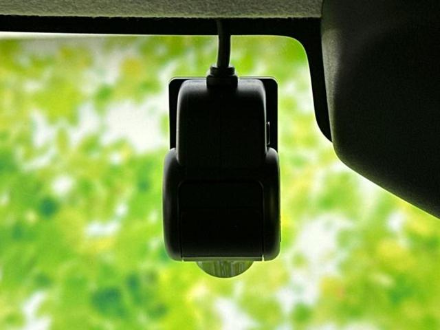 スペーシアカスタム ハイブリッドＸＳターボ　保証書／純正　９インチ　ＳＤナビ／セーフティサポート（スズキ）／両側電動スライドドア／シートヒーター　前席／全方位モニター用カメラ／車線逸脱防止支援システム／シート　ハーフレザー　ターボ　全周囲カメラ（16枚目）