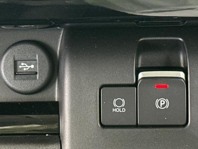 スペーシアカスタム ハイブリッドＸＳターボ　保証書／純正　９インチ　ＳＤナビ／セーフティサポート（スズキ）／両側電動スライドドア／シートヒーター　前席／全方位モニター用カメラ／車線逸脱防止支援システム／シート　ハーフレザー　ターボ　全周囲カメラ（17枚目）