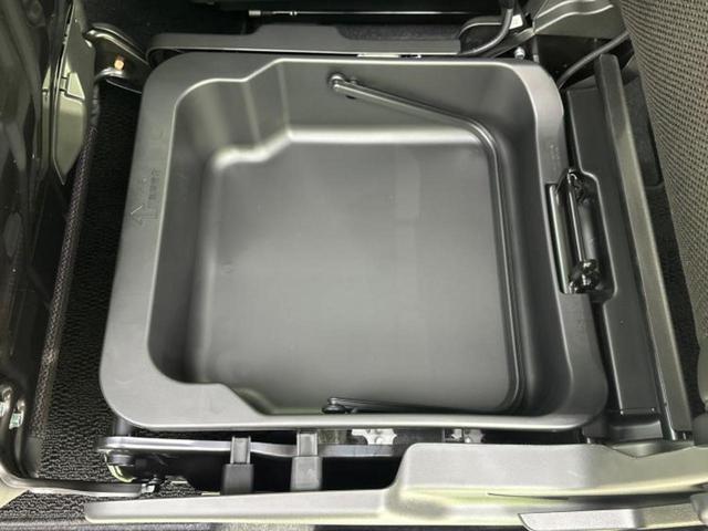 スペーシアカスタム ハイブリッドＸＳターボ　保証書／純正　９インチ　ＳＤナビ／セーフティサポート（スズキ）／両側電動スライドドア／シートヒーター　前席／全方位モニター用カメラ／車線逸脱防止支援システム／シート　ハーフレザー　ターボ　全周囲カメラ（42枚目）