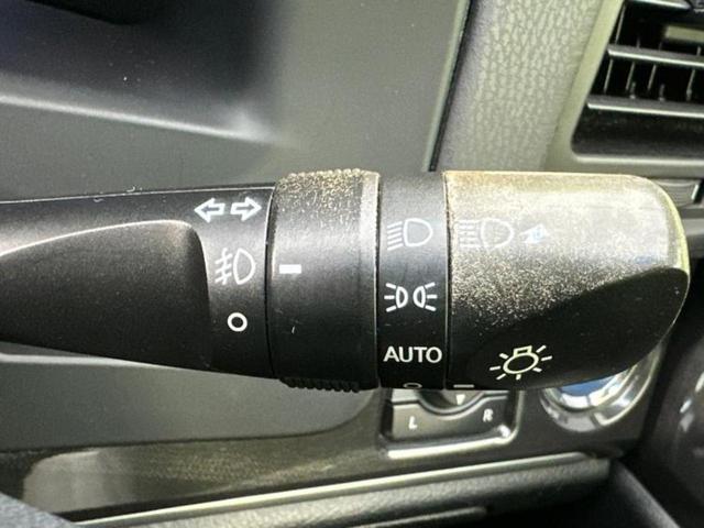 クラウンハイブリッド ハイブリッドアスリートS 新品タイヤ/純正 SDナビ/シートヒーター 前席/ヘッドランプ HID/USBジャック/Bluetooth接続/ETC/EBD付ABS/横滑り防止装置/アイドリングストップ/クルーズコントロール(27枚目)