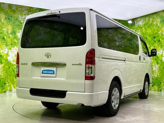 ハイエースバン 4WDロングスーパーGLダークプライム2 純正 SDナビ/デジタルインナーミラー/トヨタセーフティセンス/パノラミックビューモニター/車線逸脱防止支援システム/ヘッドランプ LED/Bluetooth接続/ETC2.0/EBD付ABS 4WD(3枚目)
