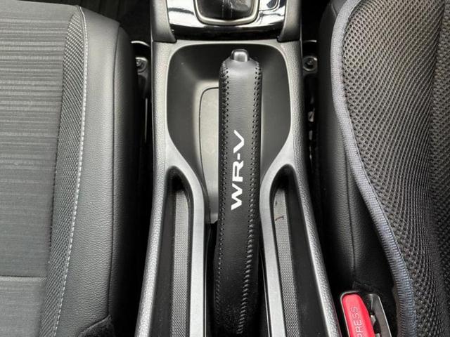 WR-V Z 保証書/純正 9インチ SDナビ/車線逸脱防止支援システム/シート ハーフレザー/ヘッドランプ LED/ETC/EBD付ABS/横滑り防止装置/クルーズコントロール/バックモニター/フルセグTV(14枚目)
