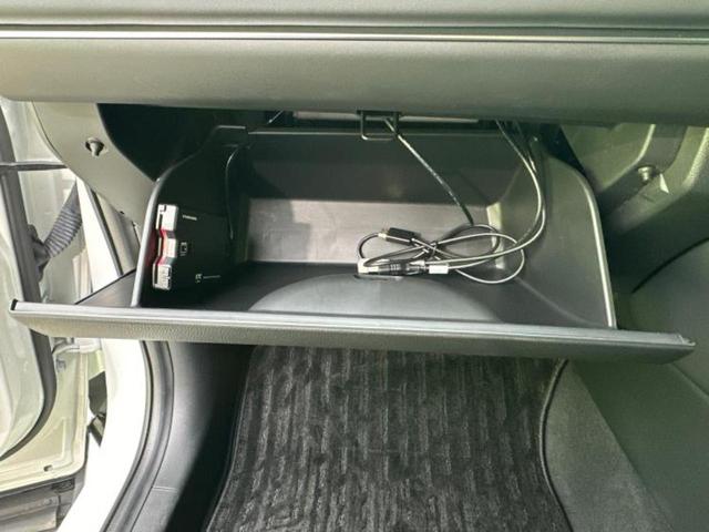 ヴェゼル eHEV Z 保証書/ディスプレイオーディオ11インチ/ホンダセンシング/シートヒーター 前席/車線逸脱防止支援システム/シート ハーフレザー/電動バックドア/ドライブレコーダー 社外 衝突被害軽減システム ETC(39枚目)