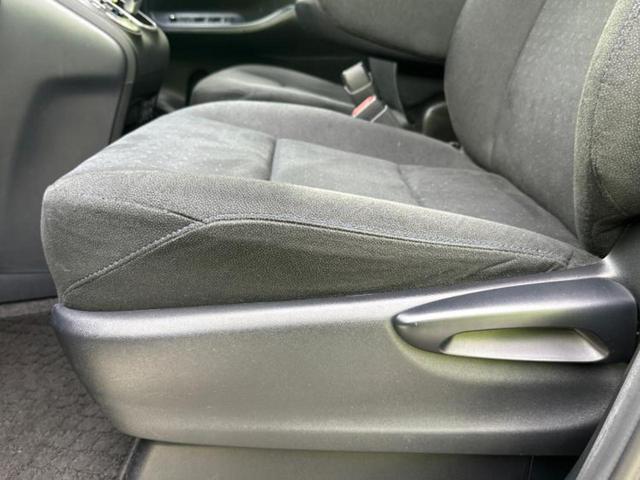 ノア ハイブリッドG 新品タイヤ/社外エアロ/保証書/社外 SDナビ/フリップダウンモニター 社外 10.1インチ/電動スライドドア/シートヒーター 前席/ドライブレコーダー 社外/ヘッドランプ LED 後席モニター(29枚目)