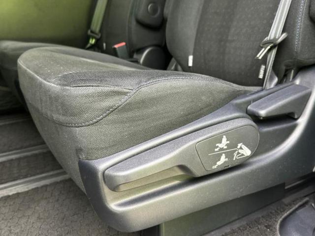 ノア ハイブリッドG 新品タイヤ/社外エアロ/保証書/社外 SDナビ/フリップダウンモニター 社外 10.1インチ/電動スライドドア/シートヒーター 前席/ドライブレコーダー 社外/ヘッドランプ LED 後席モニター(30枚目)