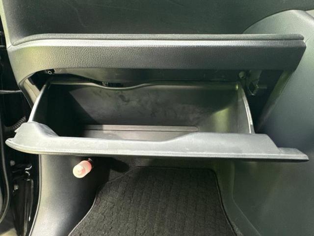 ノア ハイブリッドG 新品タイヤ/社外エアロ/保証書/社外 SDナビ/フリップダウンモニター 社外 10.1インチ/電動スライドドア/シートヒーター 前席/ドライブレコーダー 社外/ヘッドランプ LED 後席モニター(42枚目)