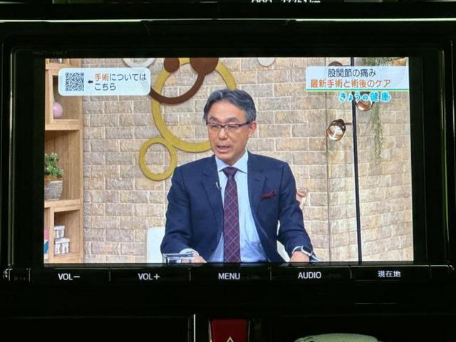 タンク カスタムG S 新品タイヤ/モデリスタエアロ/純正 9インチ メモリーナビ/スマートアシスト(トヨタ・ダイハツ)/両側電動スライドドア/パノラミックビューモニター/車線逸脱防止支援システム/ドライブレコーダー 純正(10枚目)