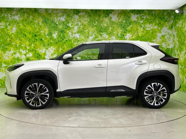 ヤリスクロス ハイブリッドZ 新品タイヤ/保証書/ディスプレイオーディオ/衝突安全装置/シートヒーター/全方位モニター/車線逸脱防止支援システム/シート ハーフレザー/ドライブレコーダー 社外/ヘッドランプ LED 全周囲カメラ(2枚目)