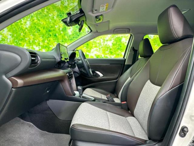 ヤリスクロス ハイブリッドZ 新品タイヤ/保証書/ディスプレイオーディオ/衝突安全装置/シートヒーター/全方位モニター/車線逸脱防止支援システム/シート ハーフレザー/ドライブレコーダー 社外/ヘッドランプ LED 全周囲カメラ(5枚目)